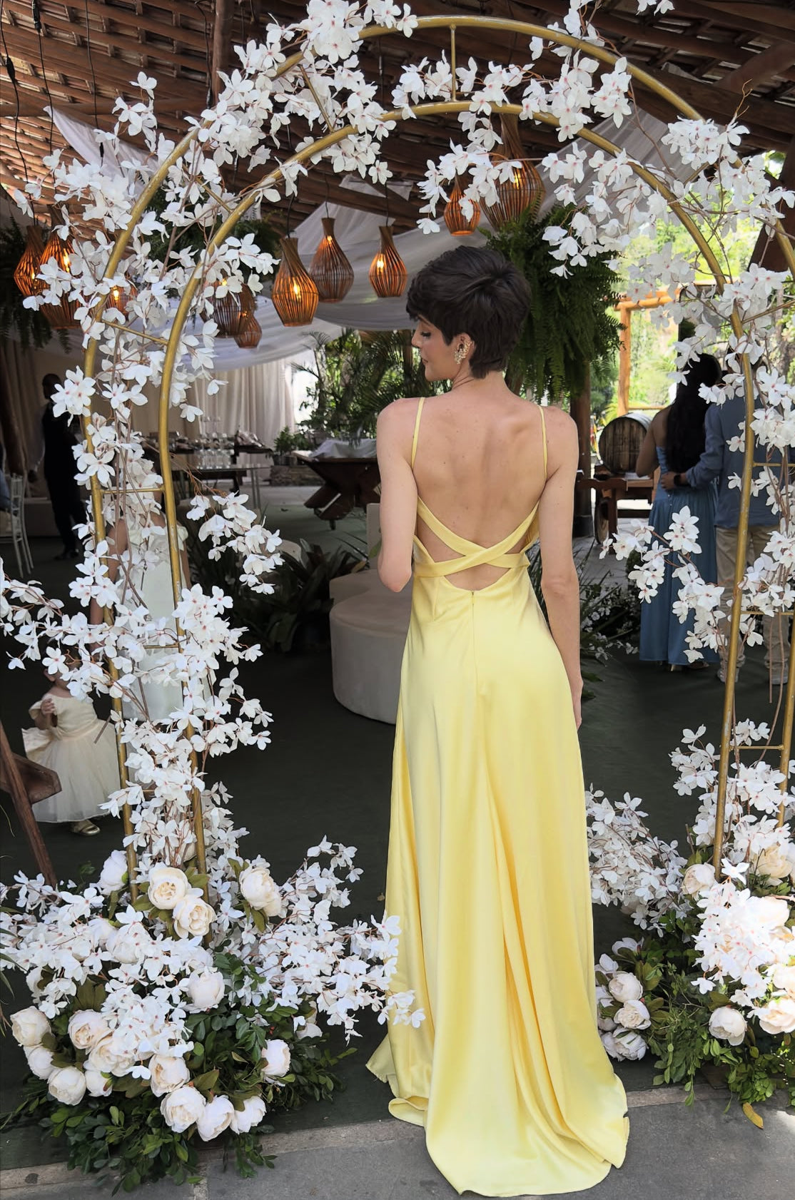 Robe de soirée fourreau noire sexy longue avec fente J8826