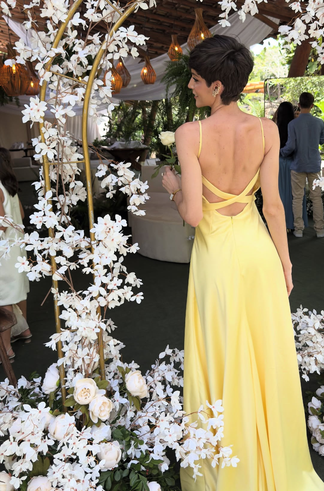 Robe de soirée fourreau noire sexy longue avec fente J8826