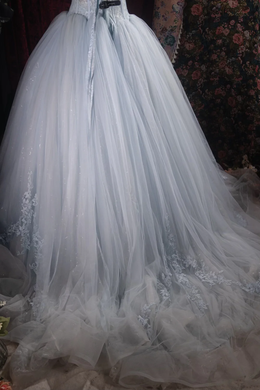 Rosa Etuikleid, lang, mit Seitenschlitz, Satin, formelles Kleid J8820