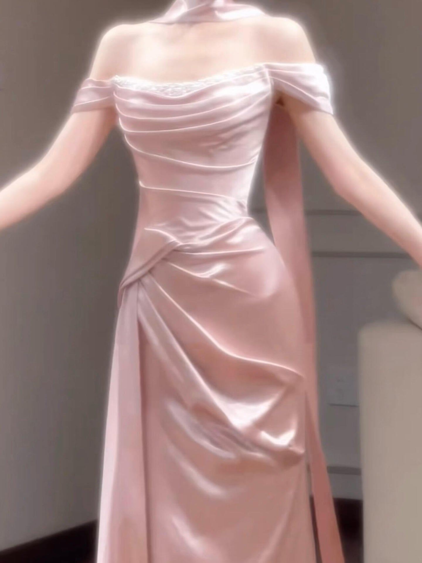 Robe de soirée fourreau noire sexy longue avec fente J8826