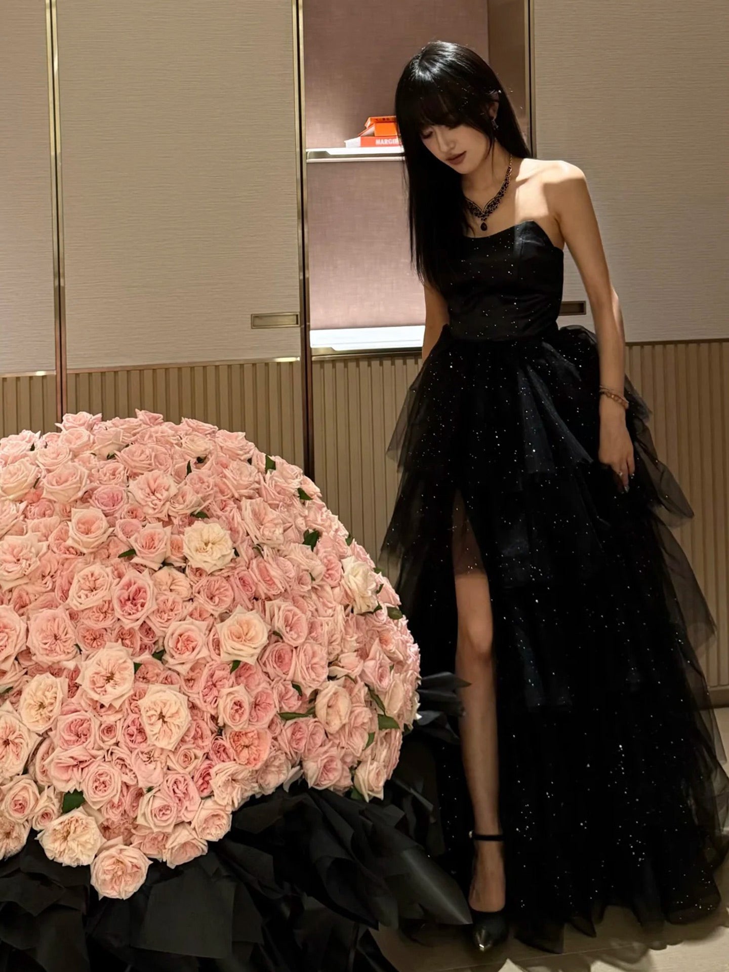 Robe de soirée fourreau noire sexy longue avec fente J8826