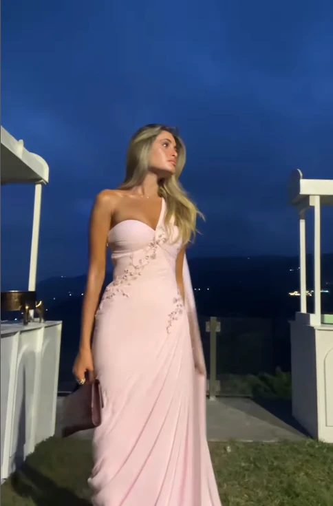 Robe de soirée fourreau noire sexy longue avec fente J8826