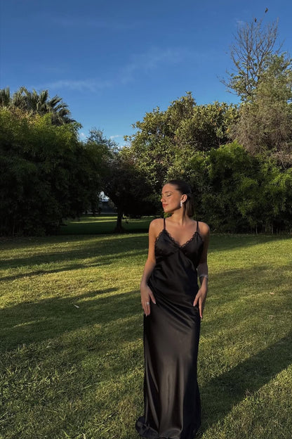 Robe de soirée fourreau noire sexy longue avec fente J8826