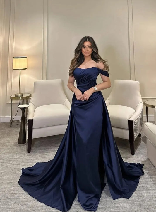 Robe de soirée fourreau noire sexy longue avec fente J8826