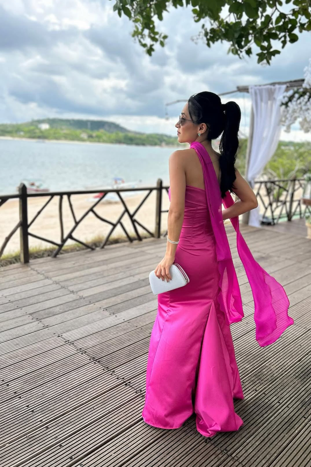 Robe de soirée fourreau noire sexy longue avec fente J8826