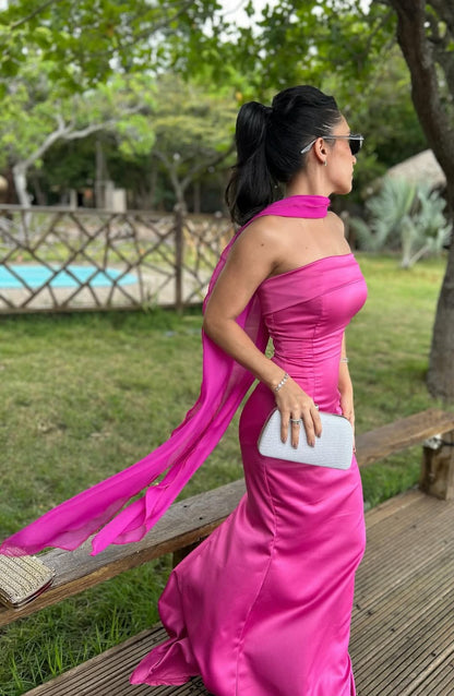 Robe de soirée fourreau noire sexy longue avec fente J8826