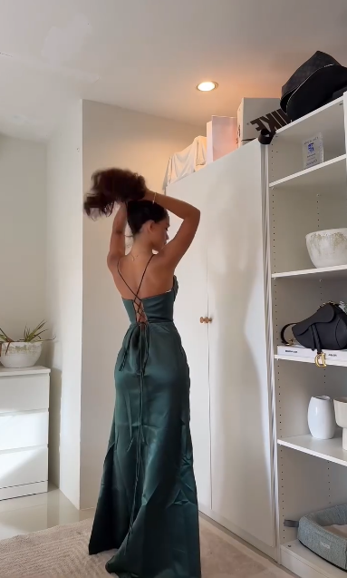 Robe de soirée fourreau noire sexy longue avec fente J8826