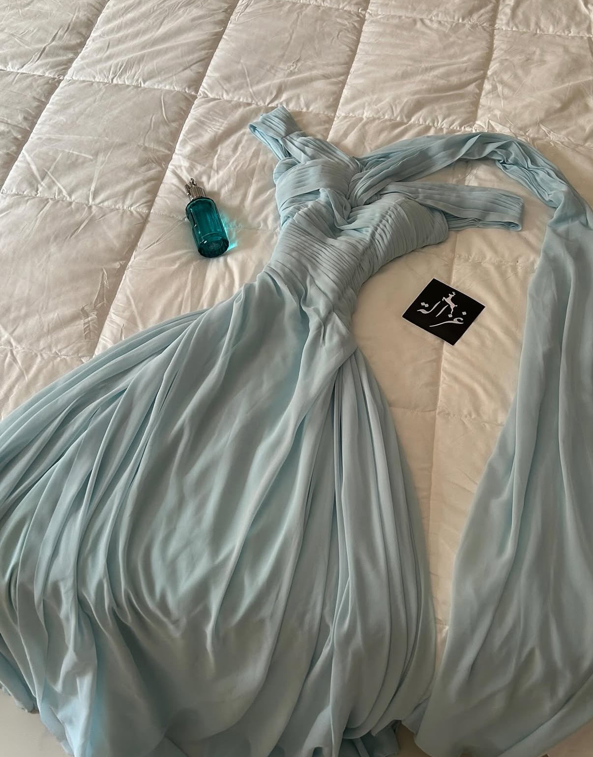 Robe de soirée fourreau noire sexy longue avec fente J8826