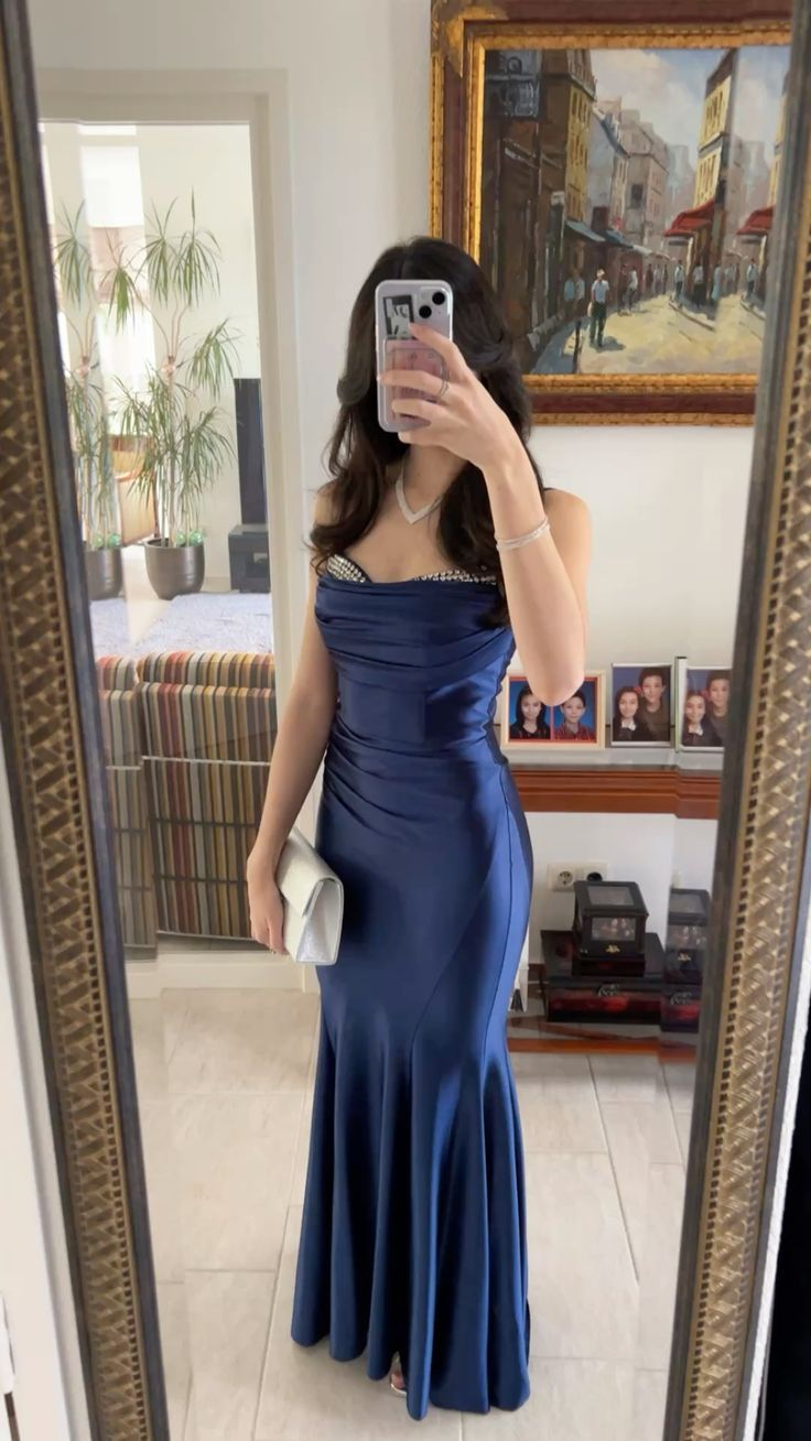 Robe de soirée fourreau noire sexy longue avec fente J8826