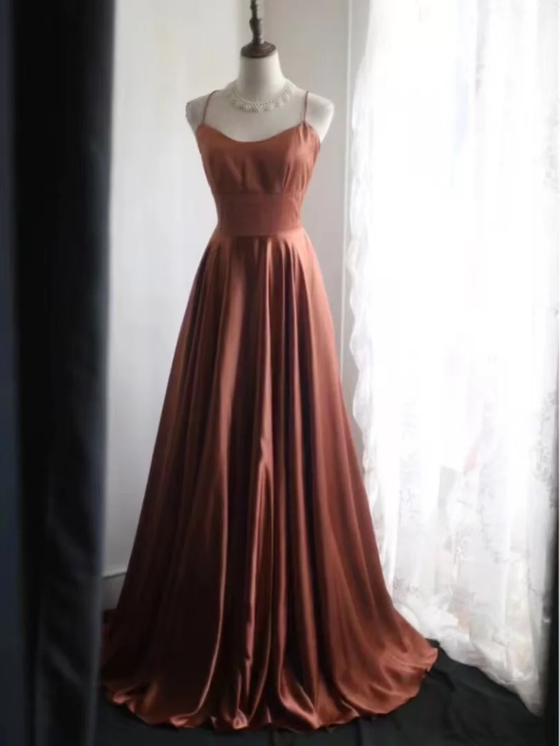 Robe de soirée fourreau noire sexy longue avec fente J8826