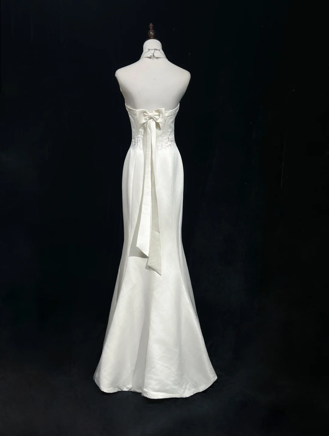 Robe de soirée fourreau noire sexy longue avec fente J8826