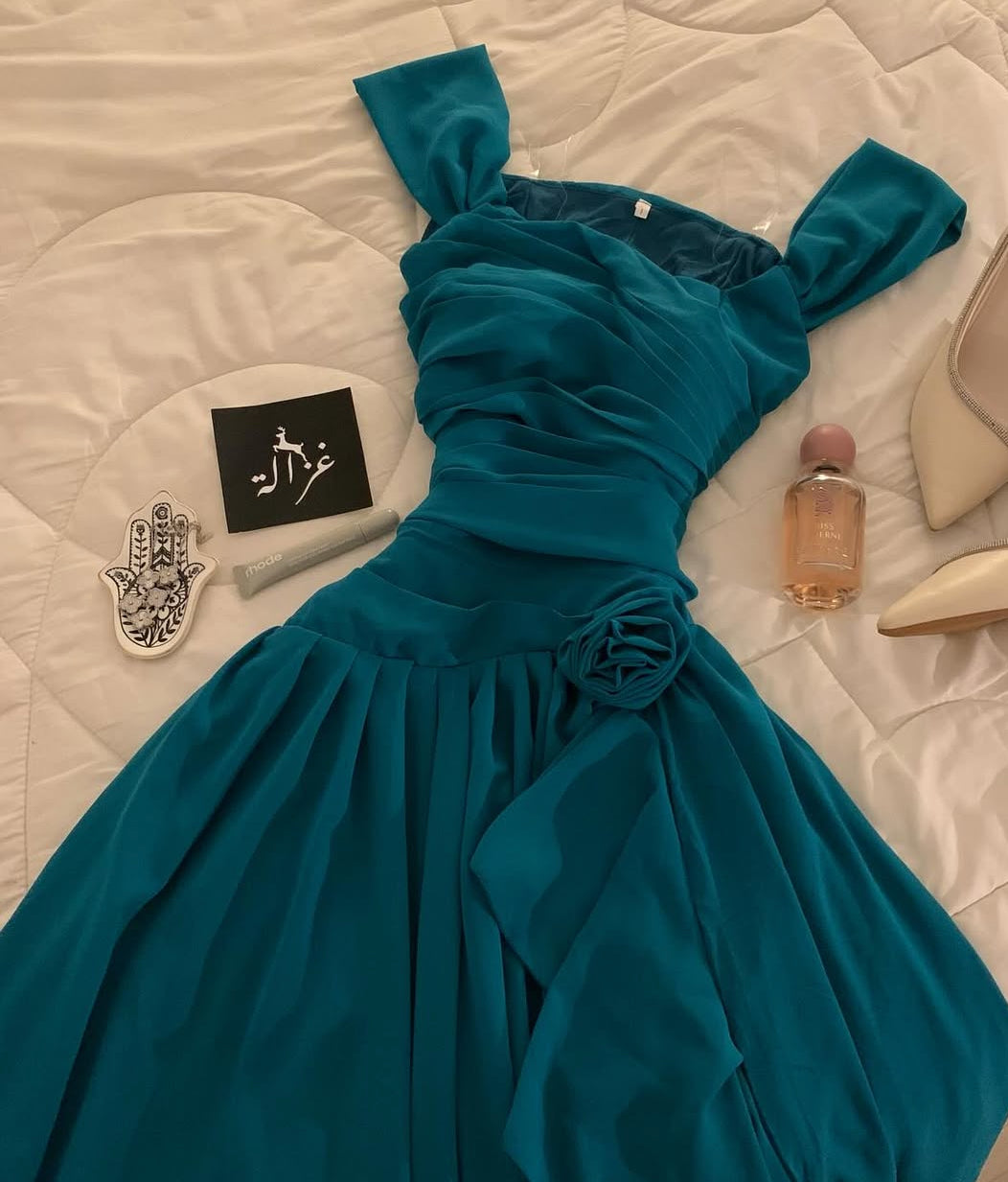 Robe de soirée fourreau noire sexy longue avec fente J8826