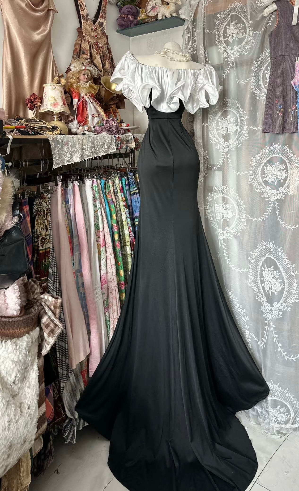 Robe de soirée fourreau noire sexy longue avec fente J8826