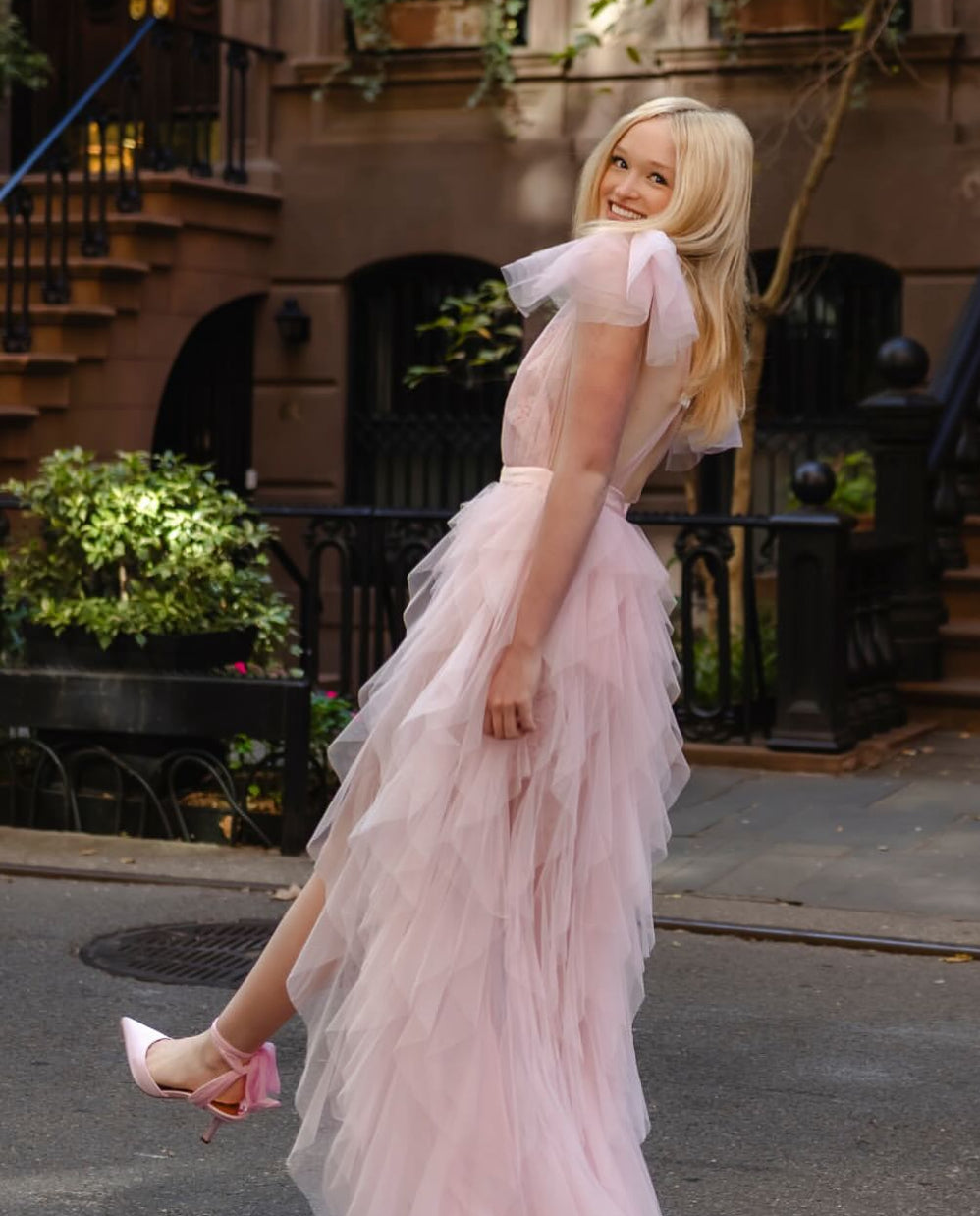 Rosa Etuikleid, lang, mit Seitenschlitz, Satin, formelles Kleid J8820