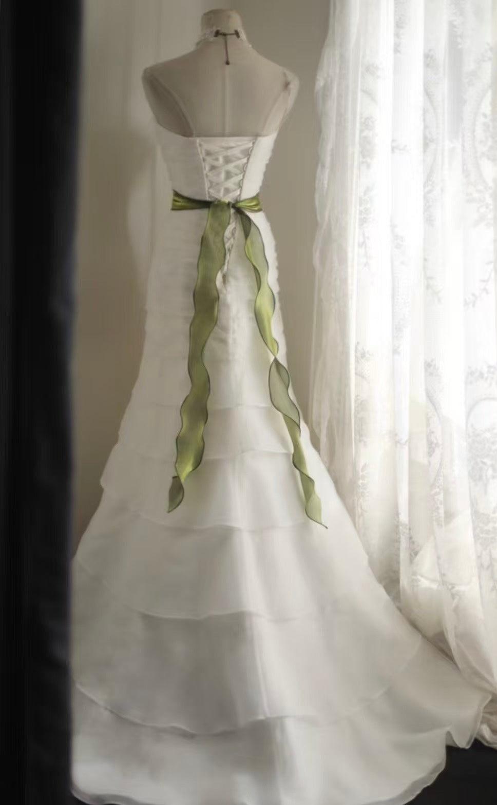 Strapless White Layered Wedding Dress Elegant Bridal Gown J9359