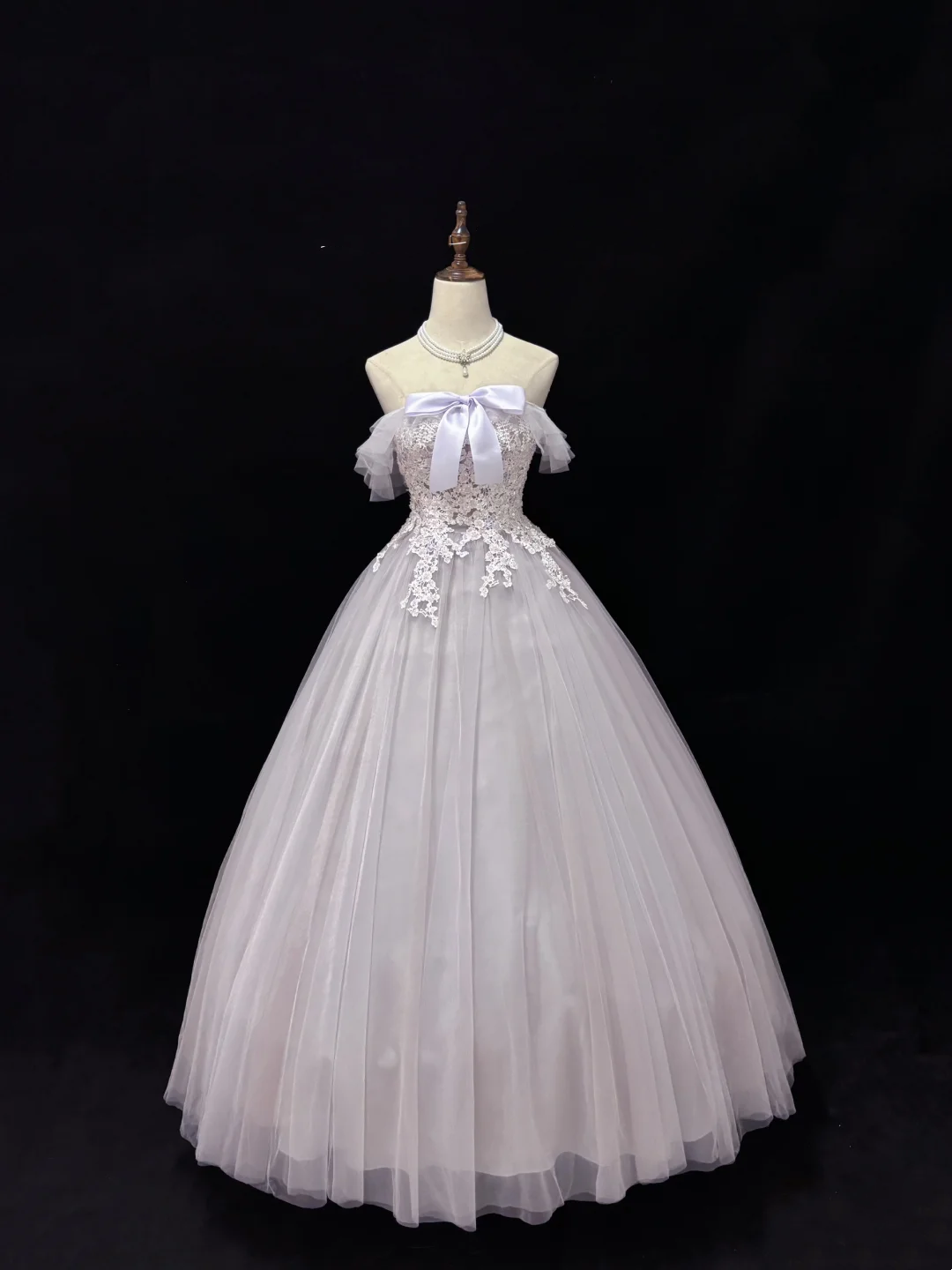 Robe de bal en tulle à épaules dénudées avec applications, robe de soirée formelle J9375
