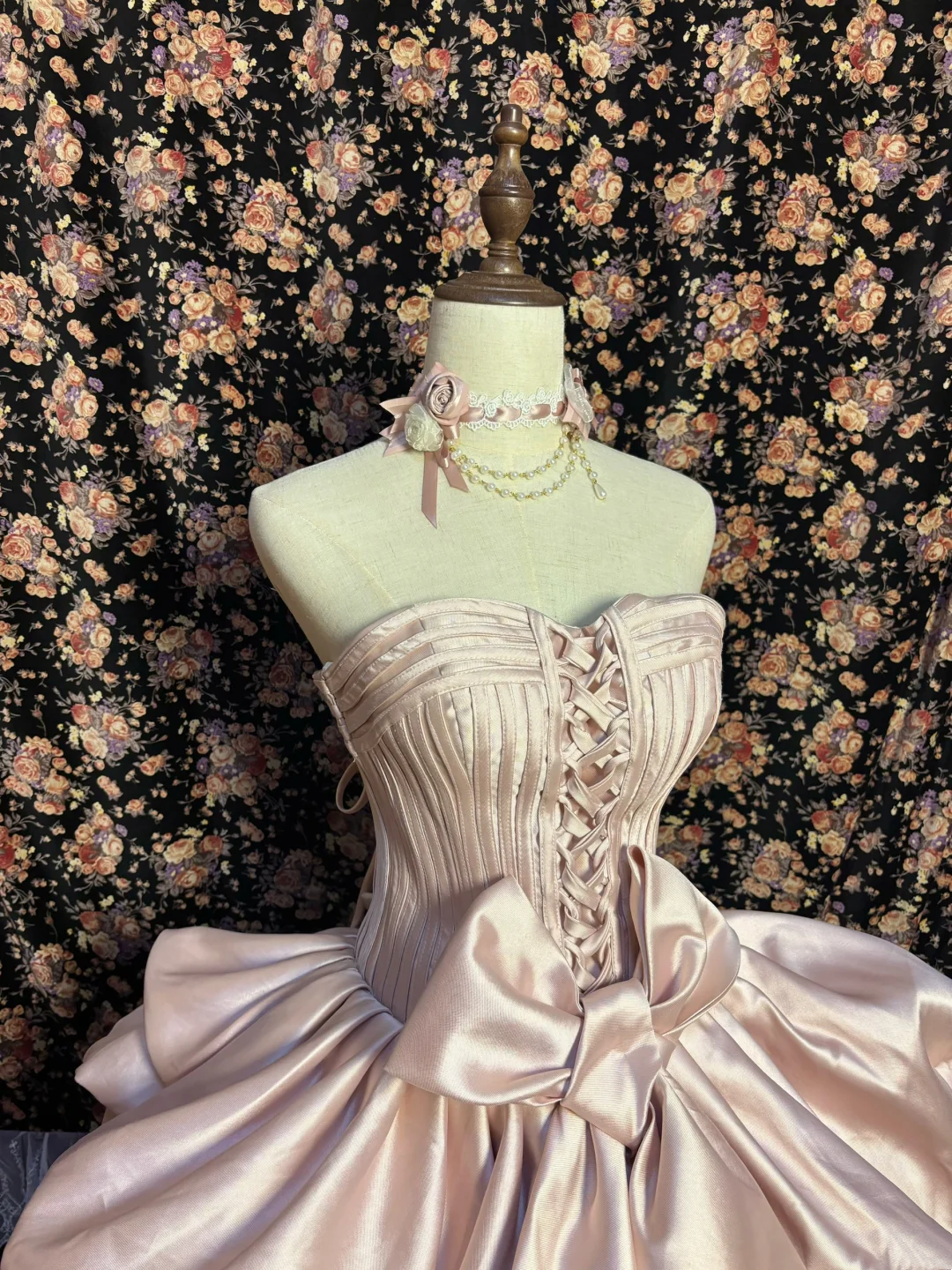 Trägerloses silbernes Vintage-Abendkleid, A-Linie, Geburtstagskleid J9370