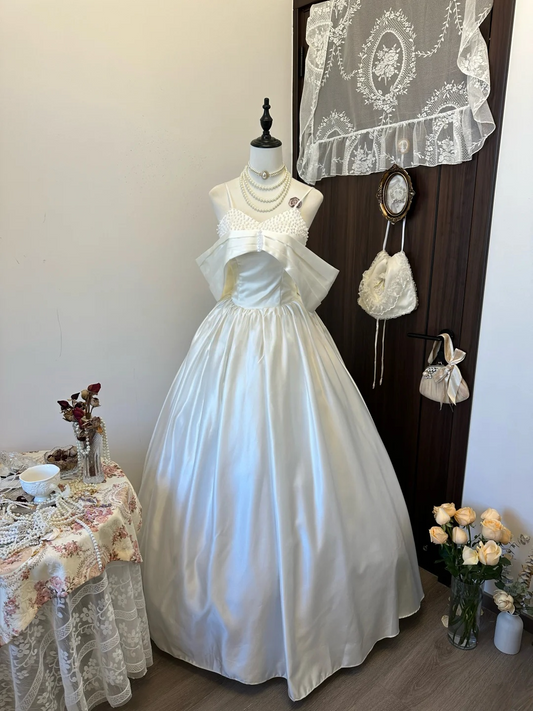 Off The Shoulder White Wedding Dress With Pearl Elegant Bridal Gowns J9445