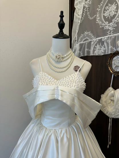 Off The Shoulder White Wedding Dress With Pearl Elegant Bridal Gowns J9445