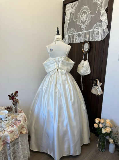 Off The Shoulder White Wedding Dress With Pearl Elegant Bridal Gowns J9445