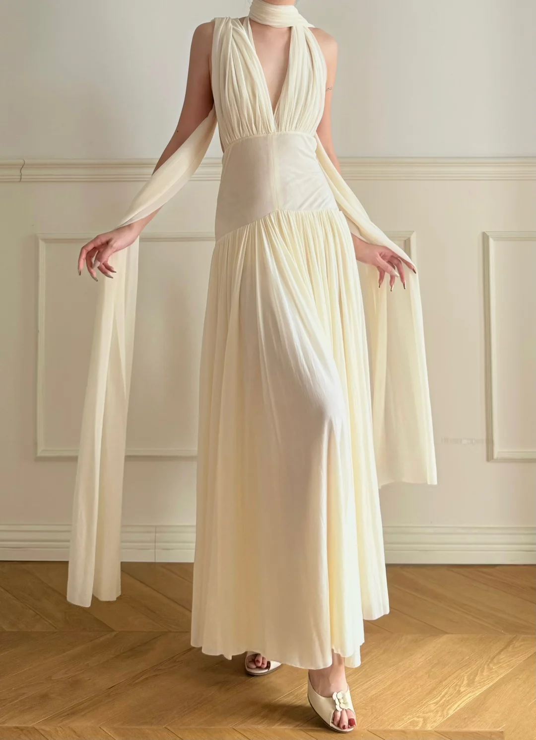 V Neck Backless Beige Formal Wedding Dress Chiffon Evening Dress  J9540