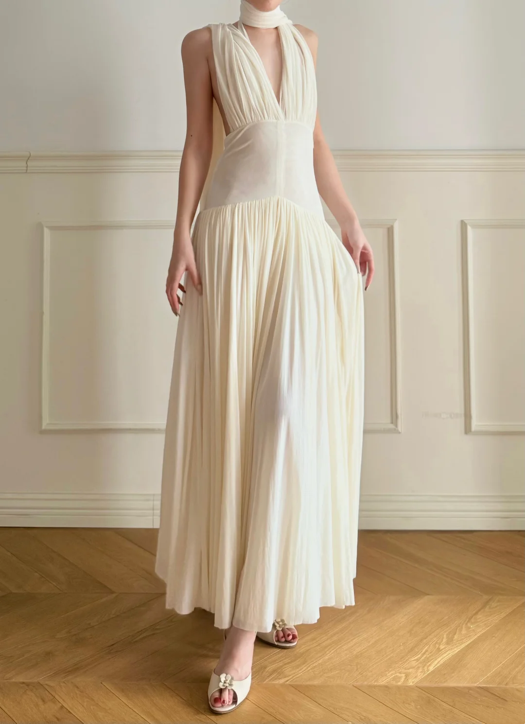 V Neck Backless Beige Formal Wedding Dress Chiffon Evening Dress  J9540