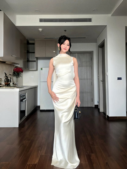 Backless Halter Neck Satin Dress Banquet Evening Dress  J9553