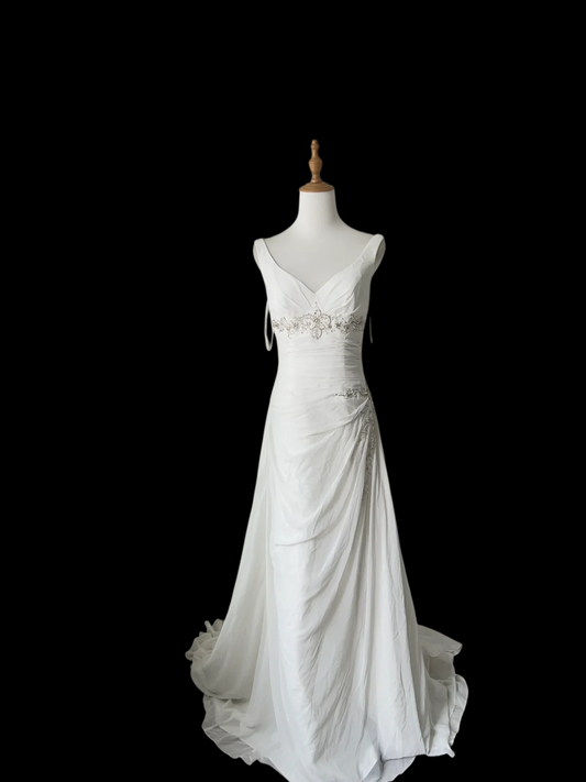 Retro Ivory Beading Wedding Dress V Back Wedding Gown For Bridal J9576