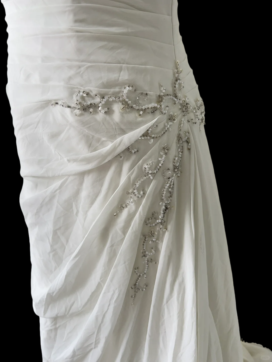 Retro Ivory Beading Wedding Dress V Back Wedding Gown For Bridal J9576