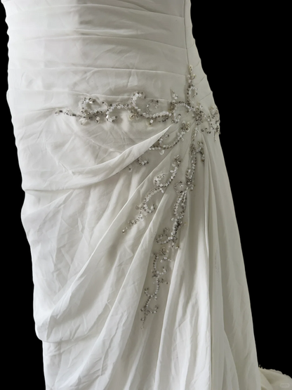 Retro Ivory Beading Wedding Dress V Back Wedding Gown For Bridal J9576