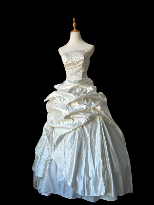 Strapless Ivory Taffeta Ball Gown Wedding Dress Elegant Birthday Dress J9583