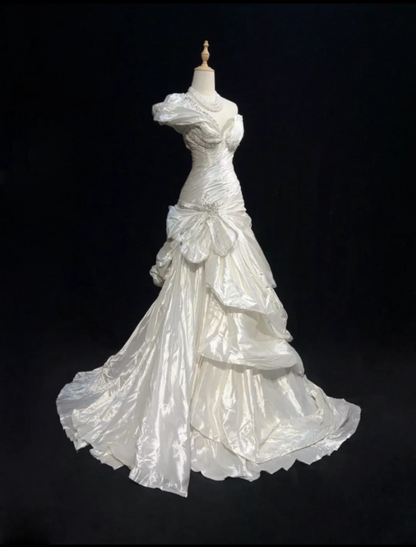 One Shoulder Ivory Sheath Wedding Dress Elegant Bridal Gown With Beads J9605