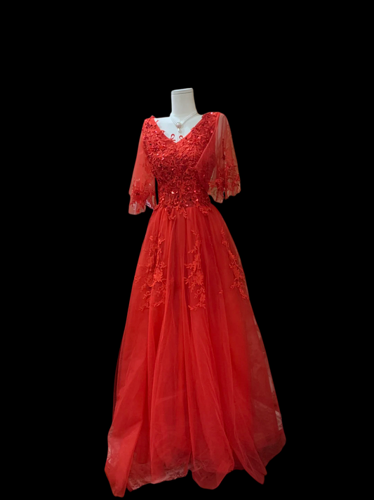 V Neck Tulle Prom Dress With Mid Sleeves Formal Evening Dress With Appliques J9617