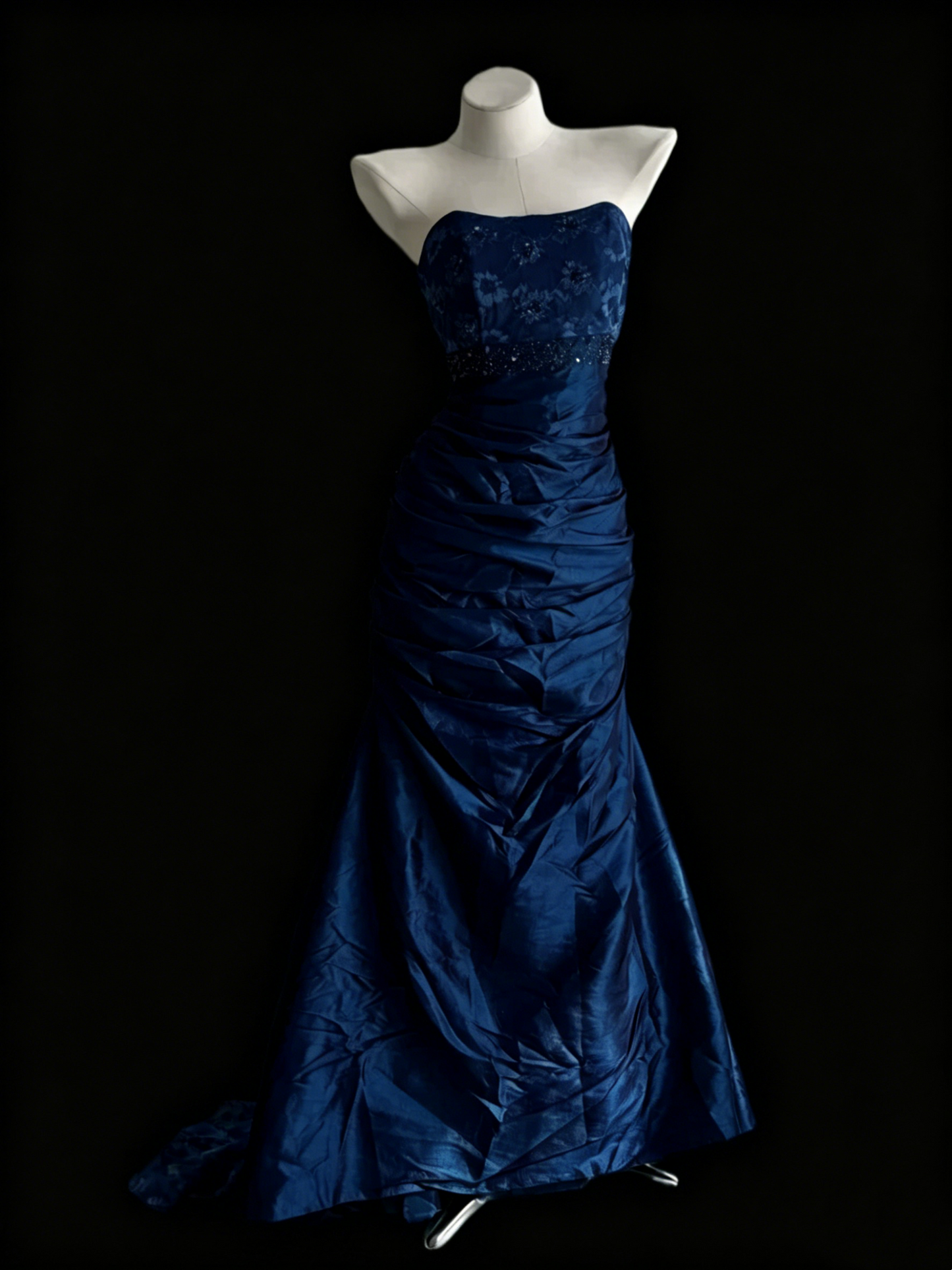 Robe de bal bustier violette en satin avec appliques, robe de soirée formelle J9413