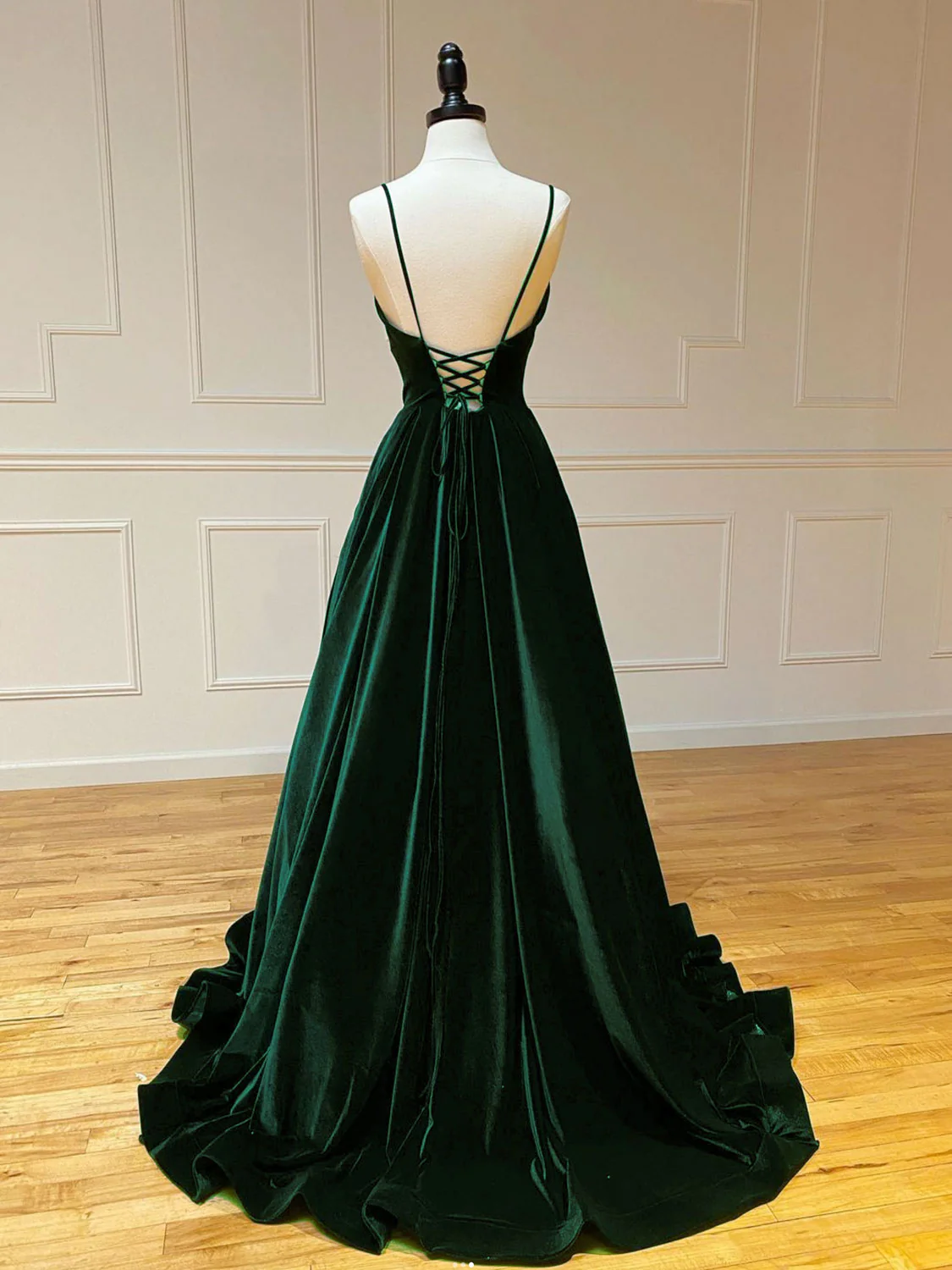 A Line V Neck Velvet Green Long Prom Dresses Spaghetti Straps Formal Dress 2409