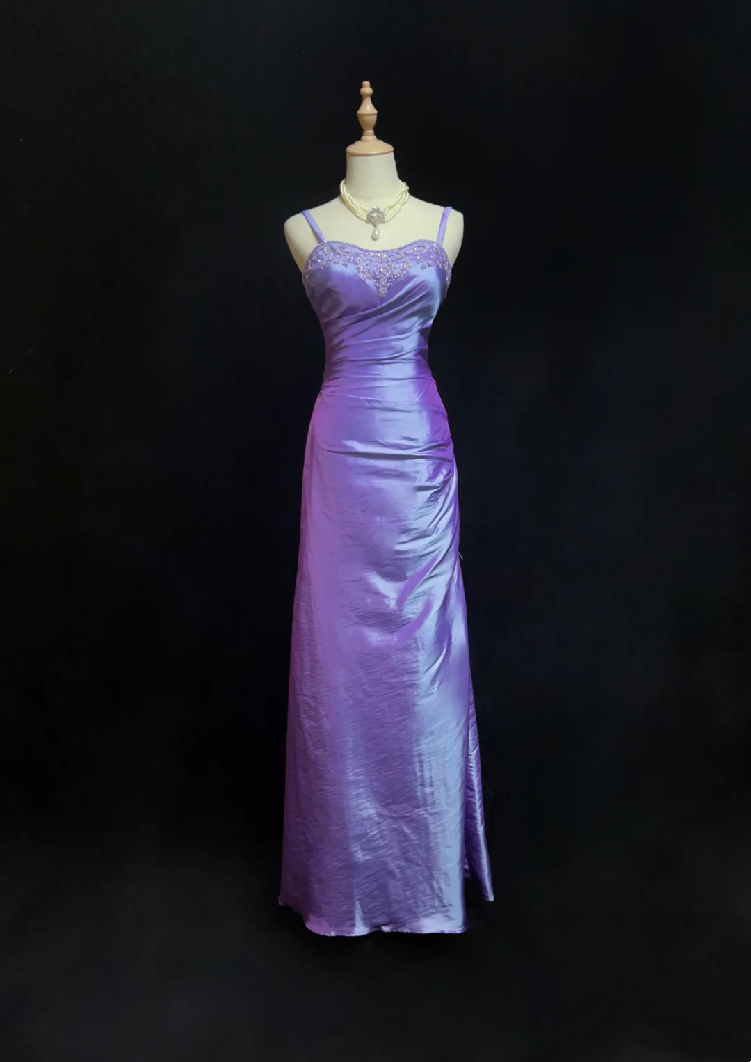 Robe de bal bustier violette en satin avec appliques, robe de soirée formelle J9413