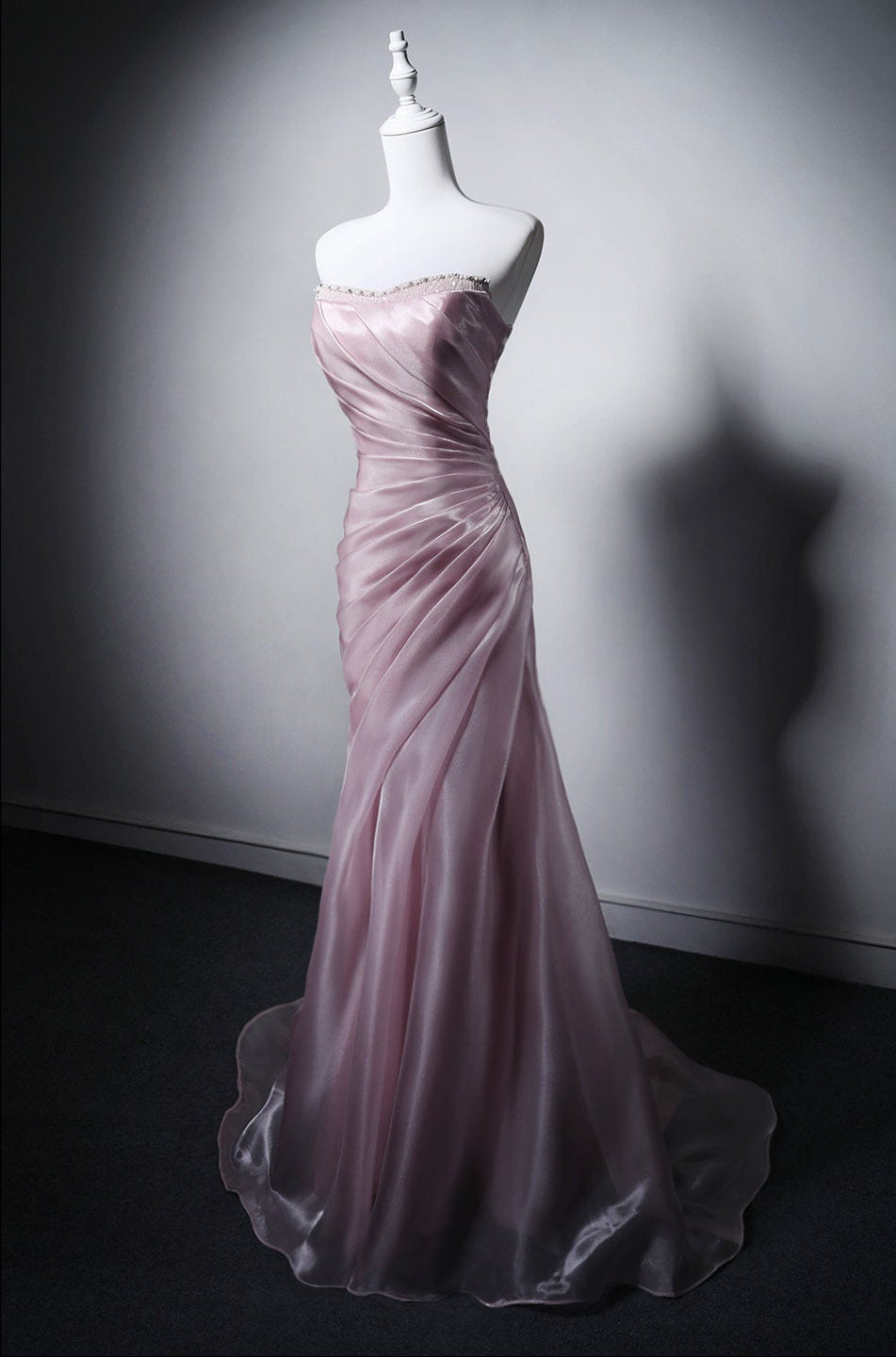 Robe de bal bustier violette en satin avec appliques, robe de soirée formelle J9413