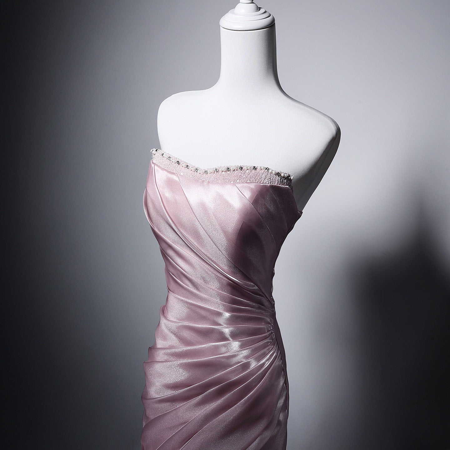 Robe de bal bustier violette en satin avec appliques, robe de soirée formelle J9413