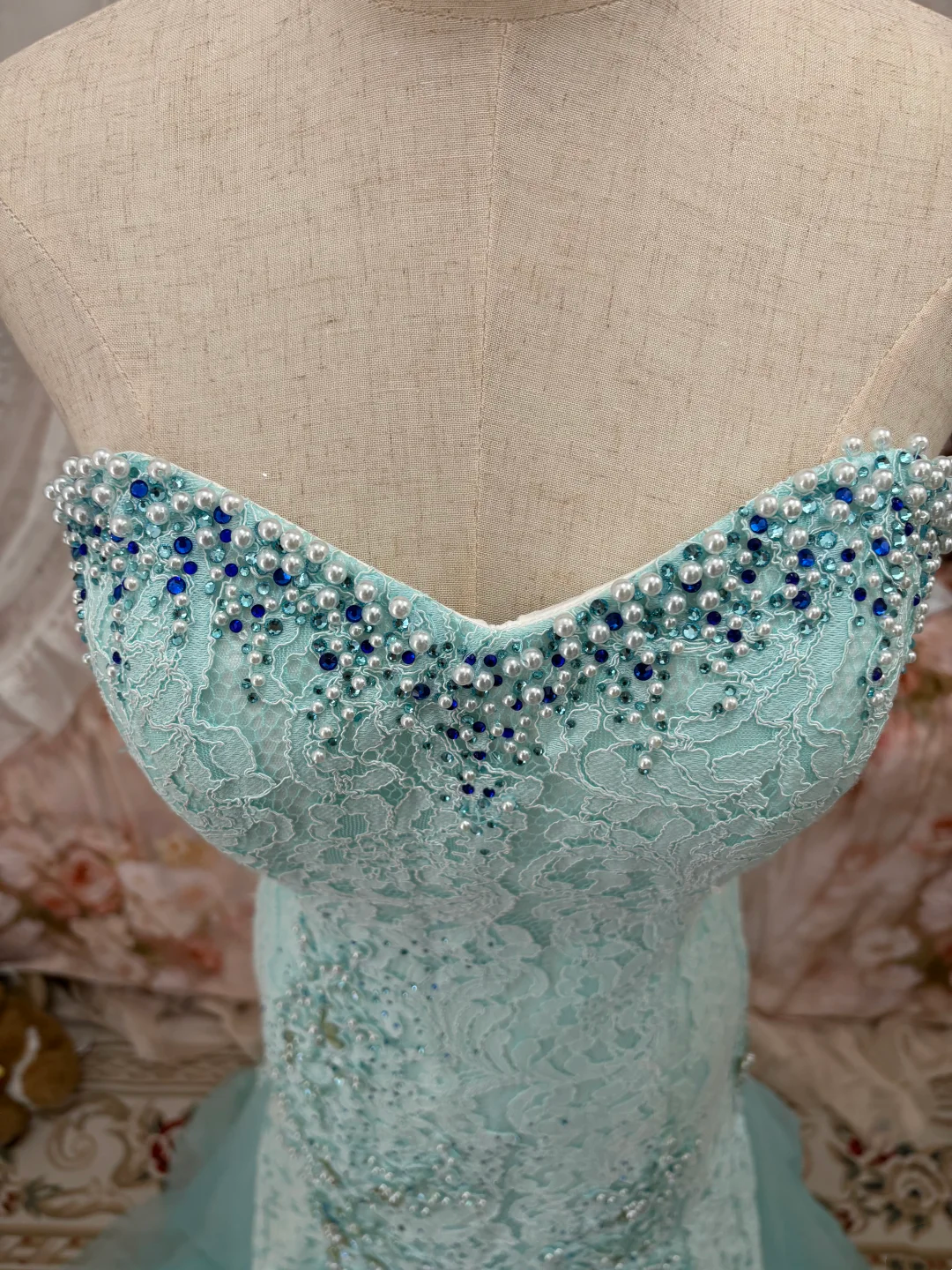 Robe de bal bustier violette en satin avec appliques, robe de soirée formelle J9413