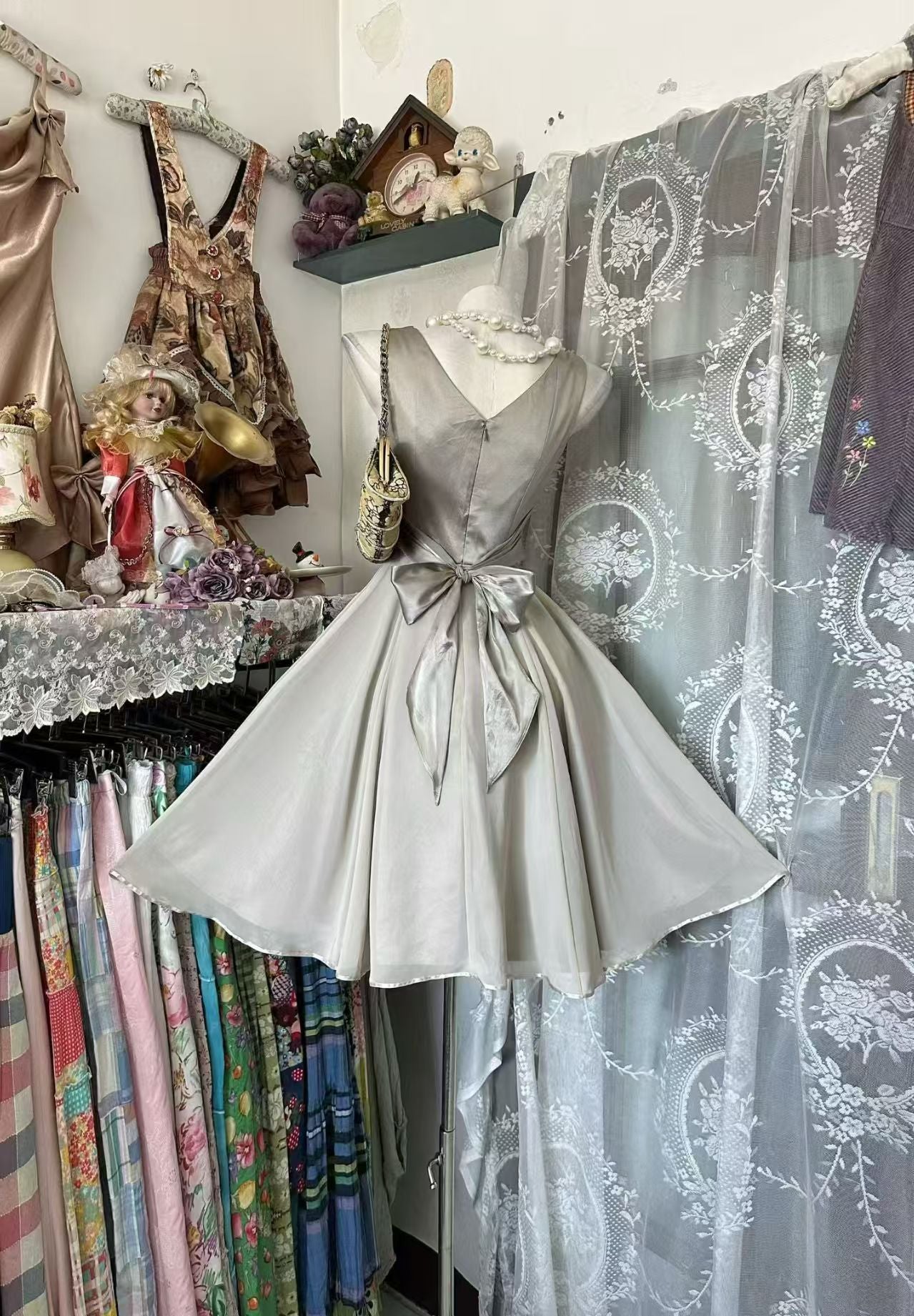 Trägerloses silbernes Vintage-Abendkleid, A-Linie, Geburtstagskleid J9370
