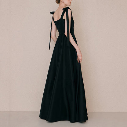 A-Linie Satin Schwarzes Abendkleid im französischen Stil 2047