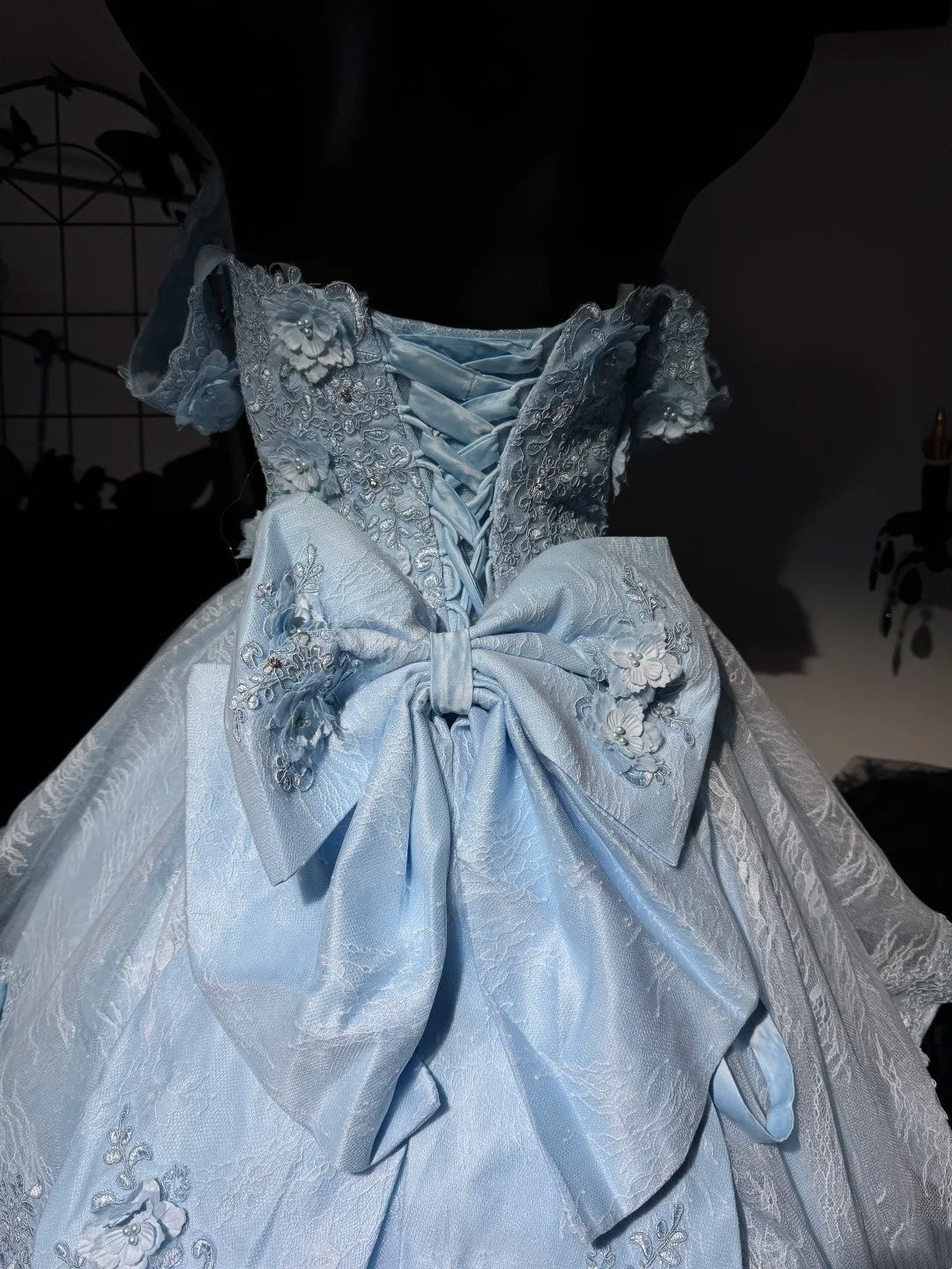 Robe de bal bustier violette en satin avec appliques, robe de soirée formelle J9413