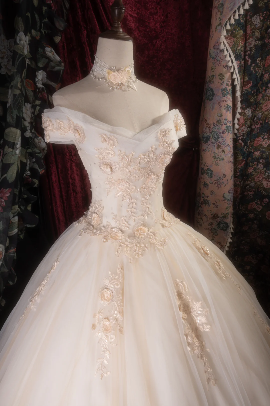 Trägerloses silbernes Vintage-Abendkleid, A-Linie, Geburtstagskleid J9370