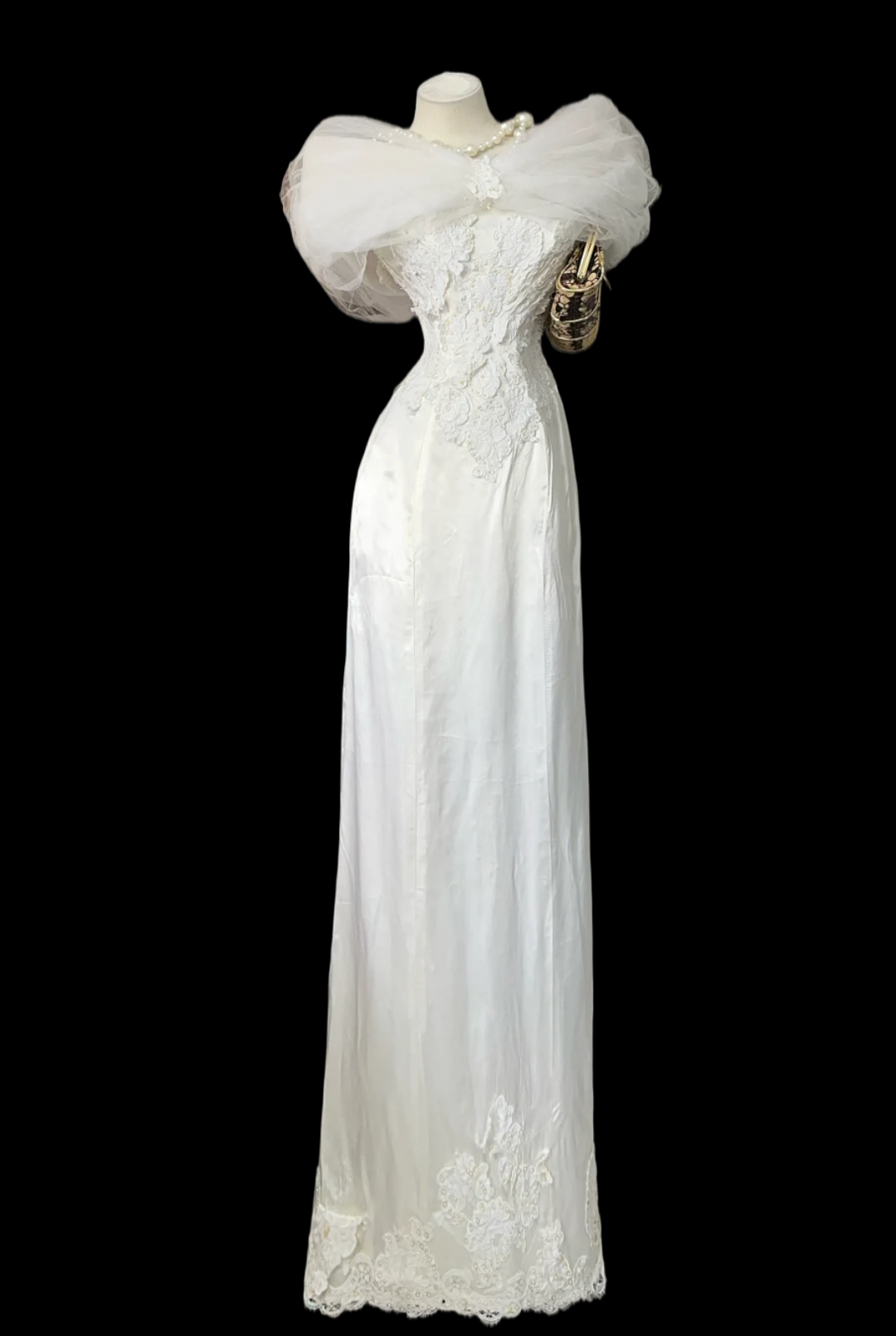 Off The Shoulder Ivory Prom Dress Satin Appliques Evening Dress J9831