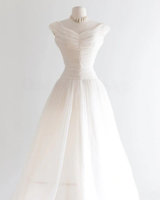 Off The Shoulder Ivory Tulle Wedding Dress Elegant Birthday Dress  J10876