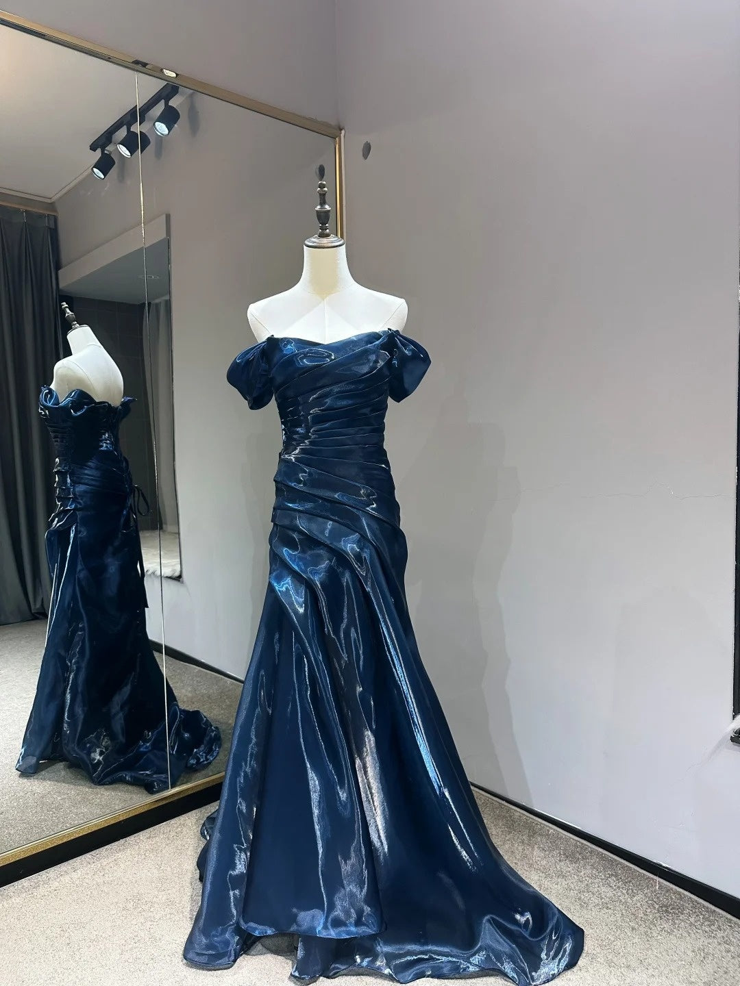 Trägerloses silbernes Vintage-Abendkleid, A-Linie, Geburtstagskleid J9370