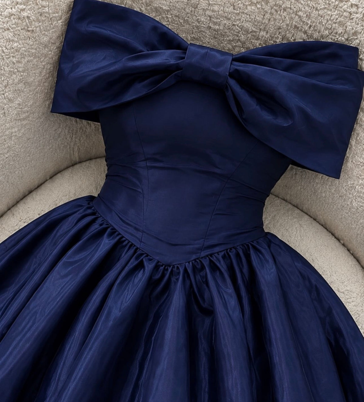 Trägerloses silbernes Vintage-Abendkleid, A-Linie, Geburtstagskleid J9370
