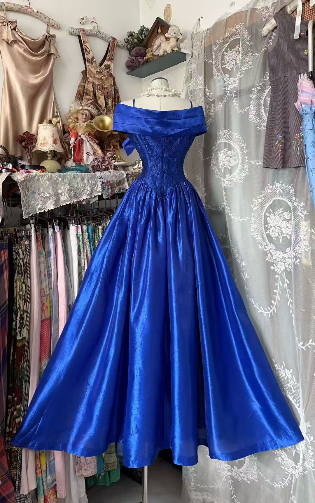 Trägerloses silbernes Vintage-Abendkleid, A-Linie, Geburtstagskleid J9370