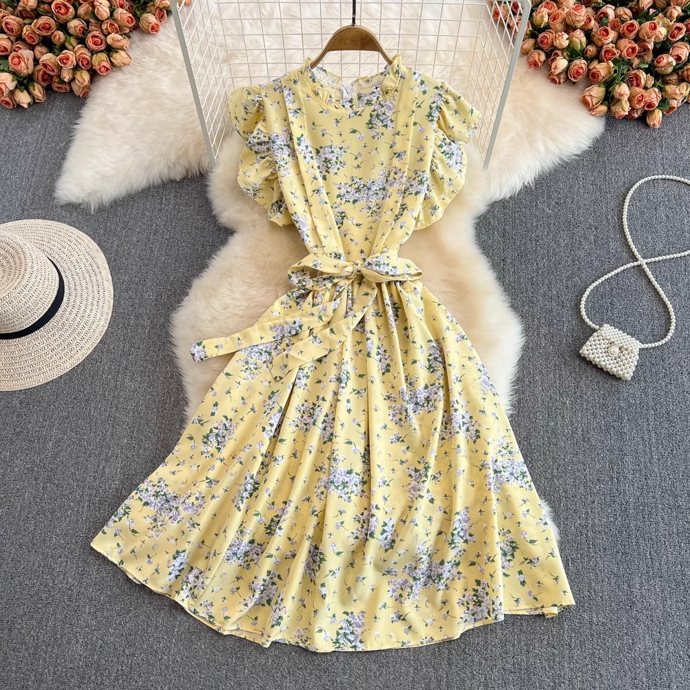 Summer Korean Dress Three-dimensional Flower Mesh Lantern Sleeve Top Short Female Lace Summer Korean Dress Three-dimensional Flower Mesh Lantern Sleeve Top Short Female Lace