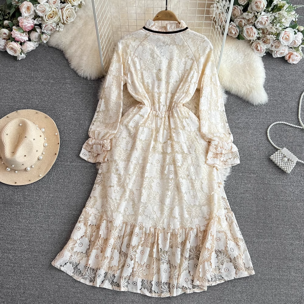 Elegant Long-sleeved A-line Ruffled Lace Dress 1786